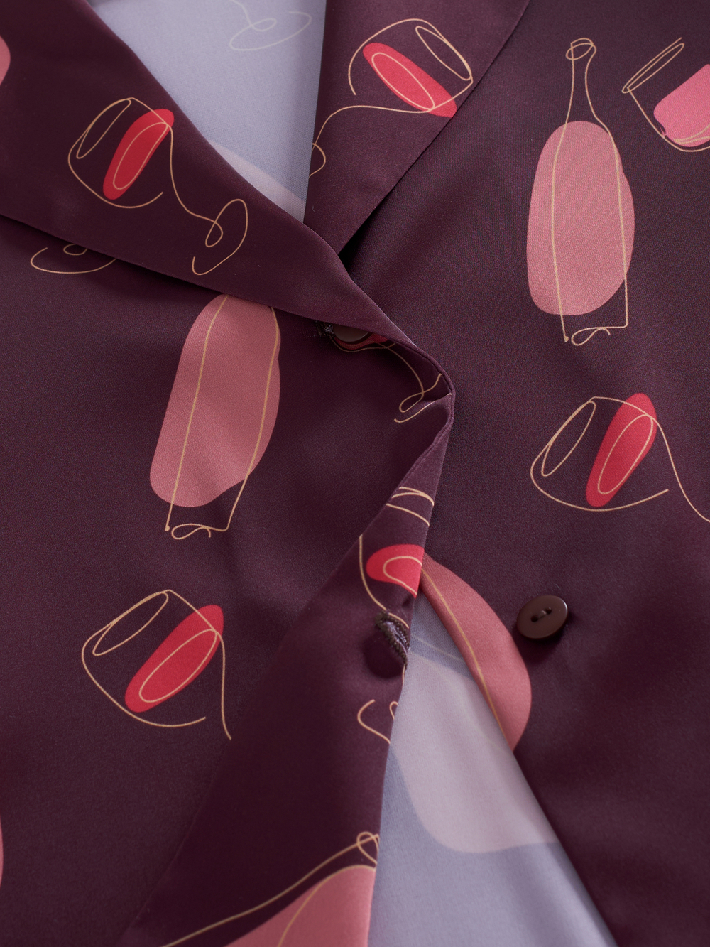 Шелковая блуза с бокалами