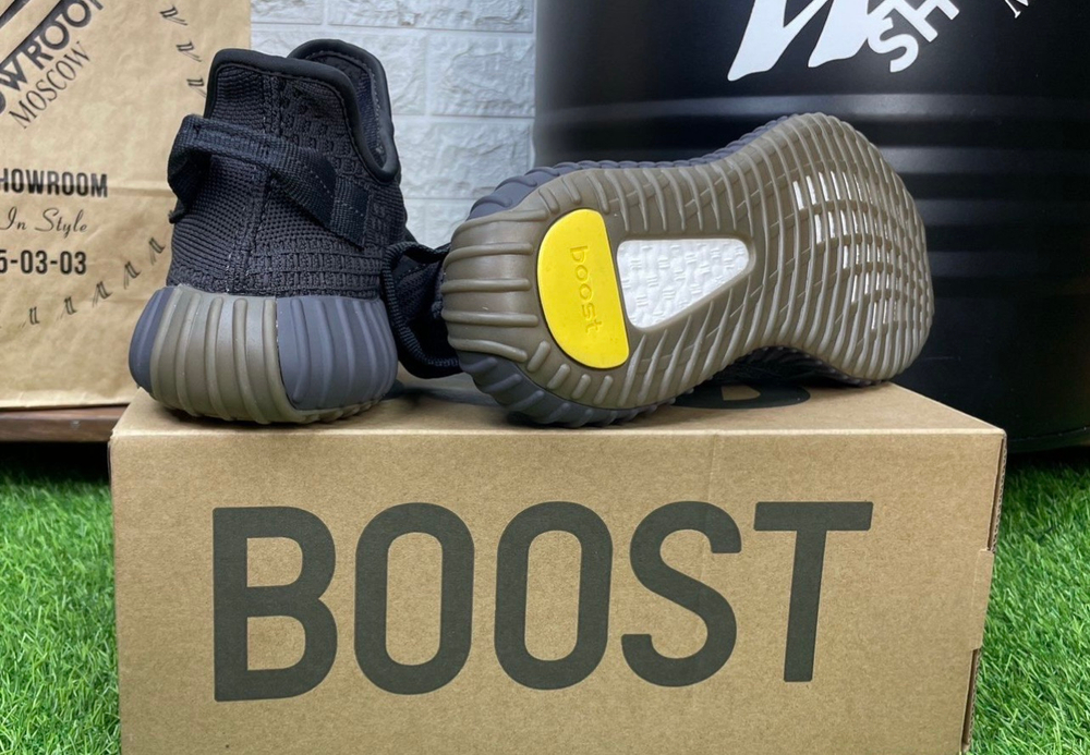 Кроссовки Adidas Yeezy Boost 350 v2 премиум