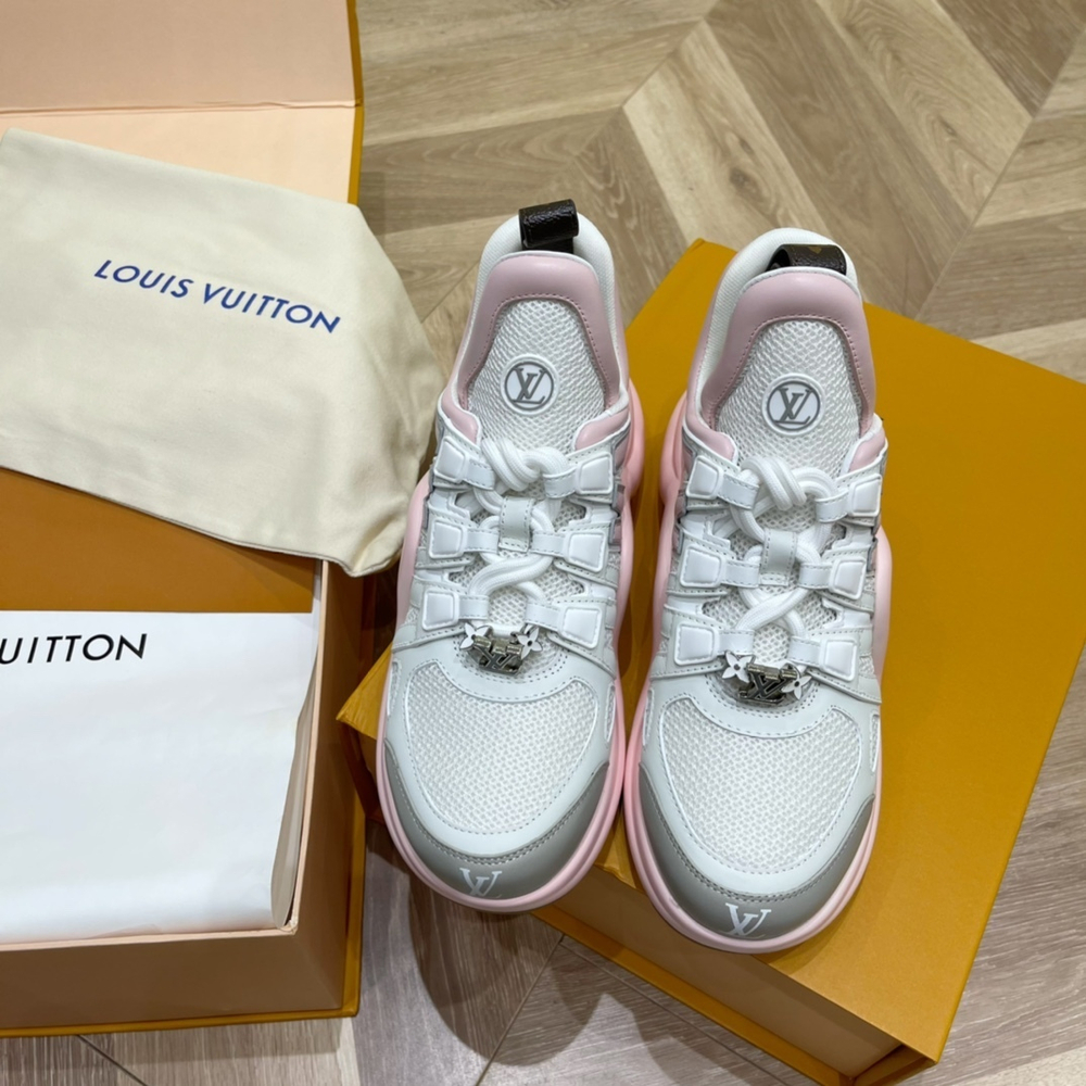 Louis Vuitton Archlight