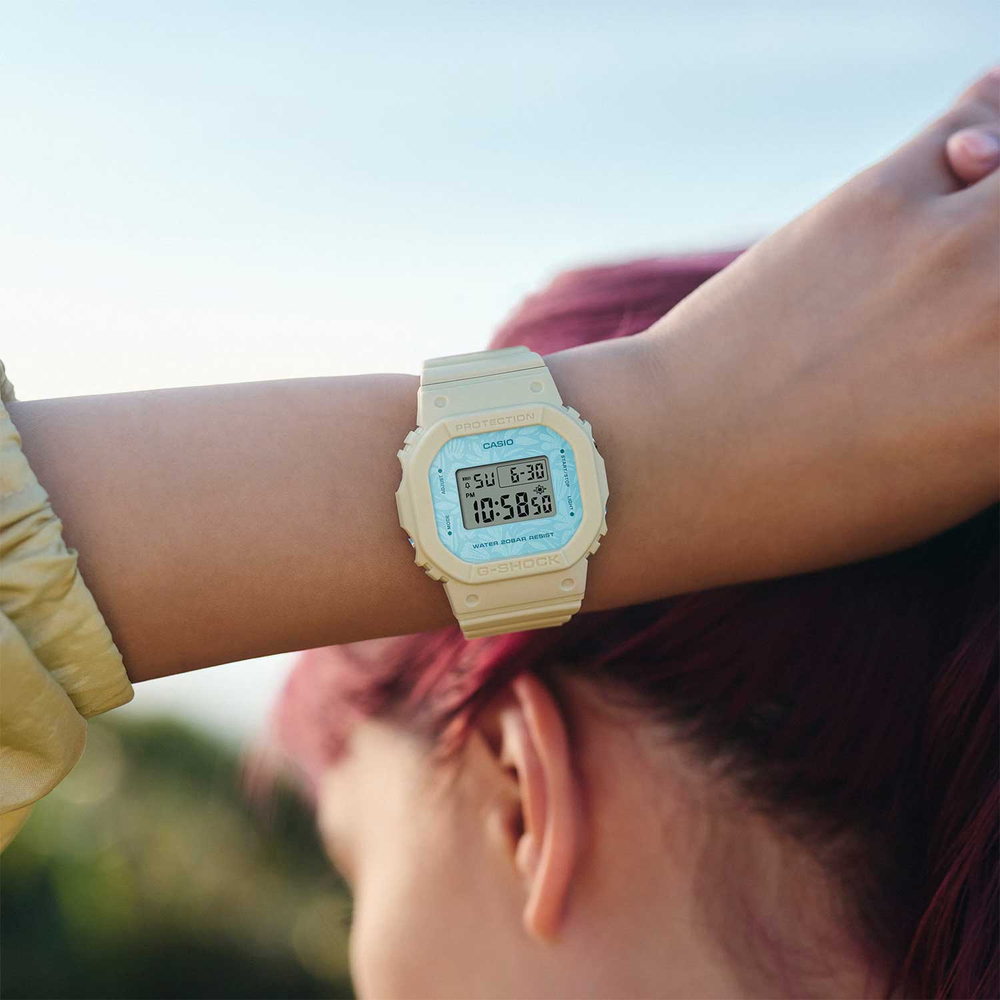 Часы Casio GMD-S5600NC-9