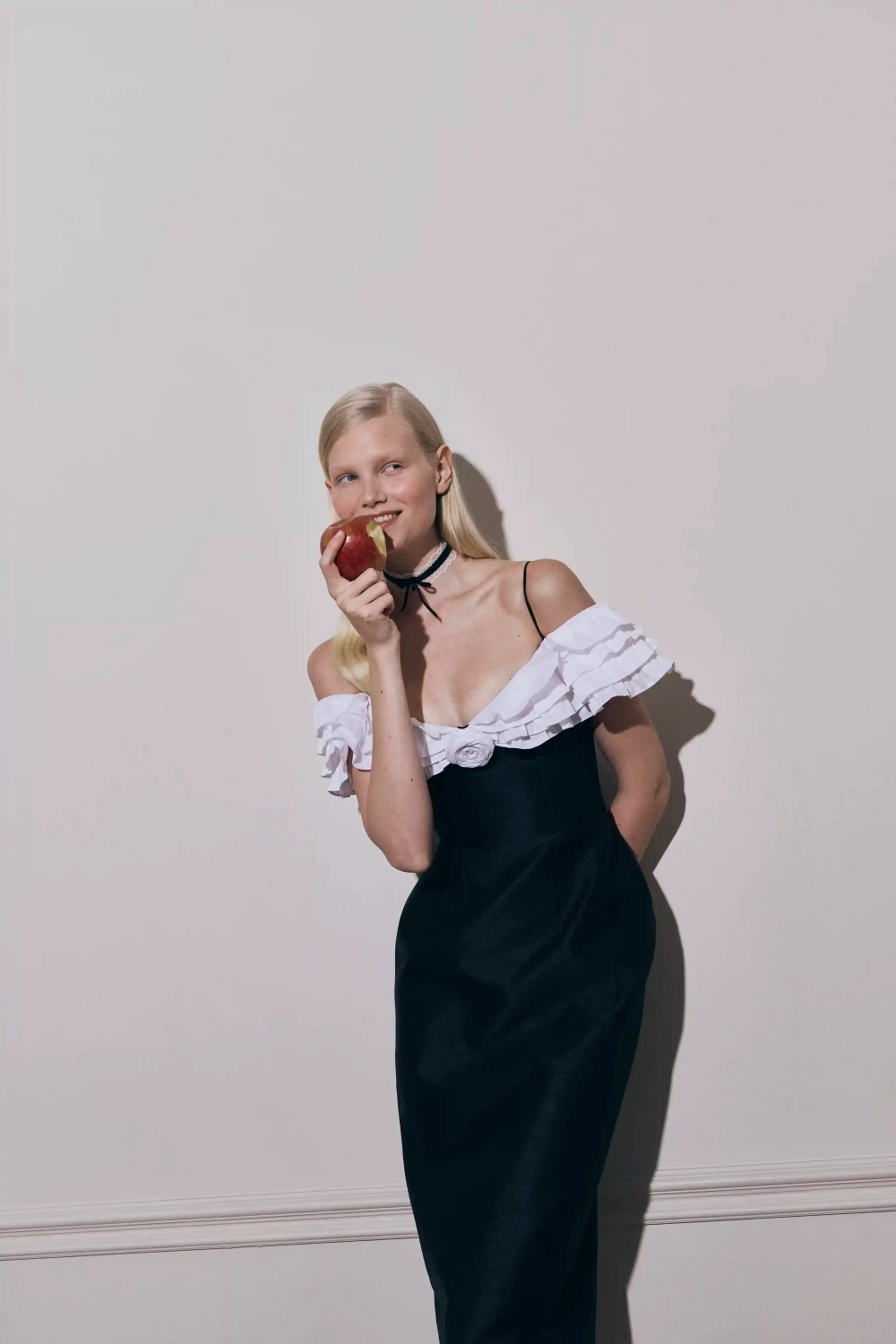 May midi, платье миди из черной тафты с розой