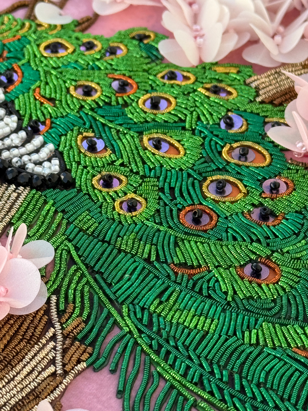 Принт-С12 Ткань с нанесенной авторской схемой Павлин на цветущей сакуре