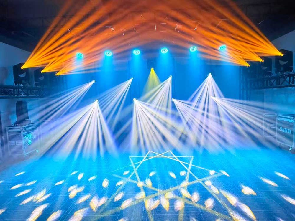 Вращающаяся голова SUPER 300 IP LASER