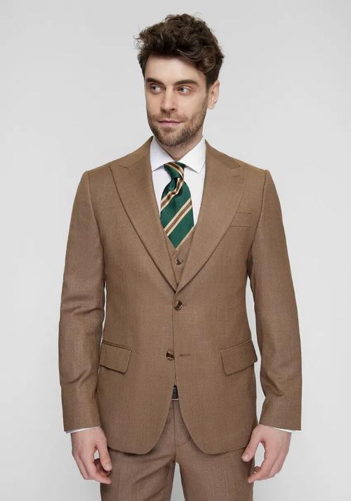 Мужской классический костюм тройка (бежевый) А6