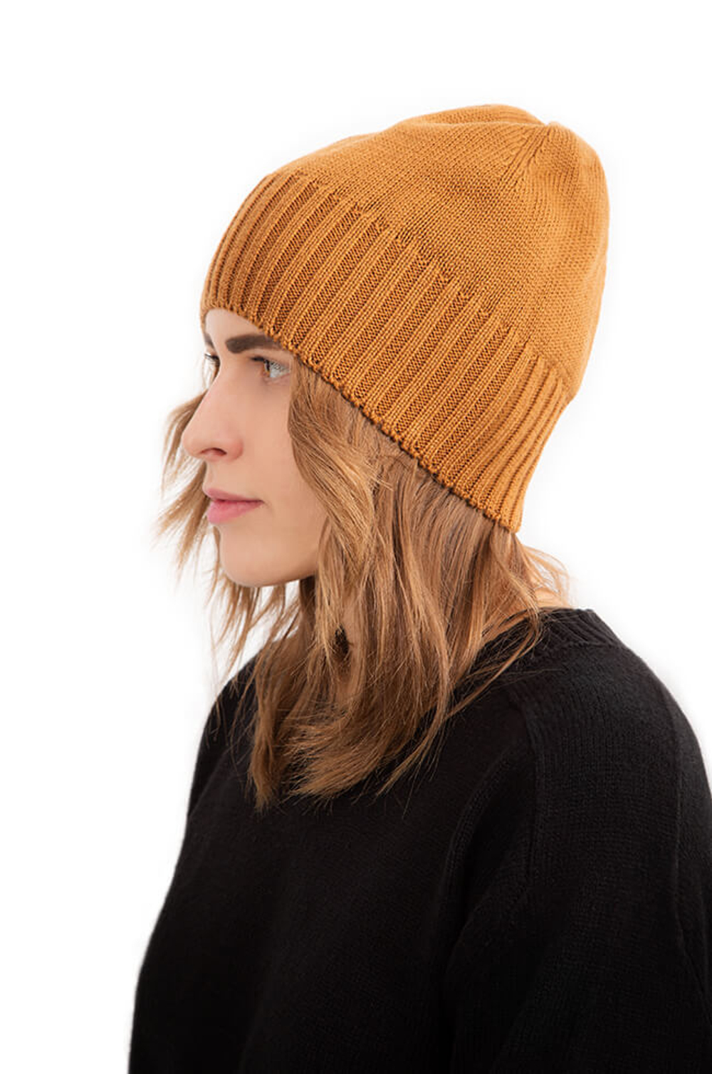 8379 Шапка женская (карамельный)