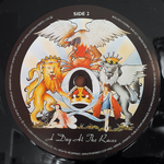 Queen / A Day At The Races (LP)