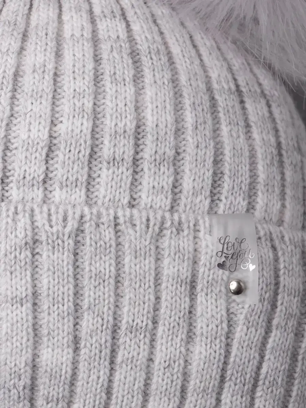 Шапка зимняя детская с помпонами и манишка