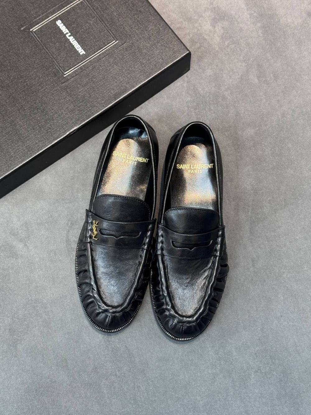 Лоферы Yves Saint Laurent