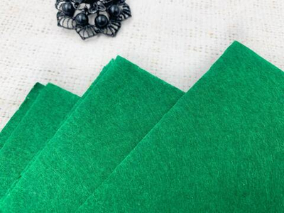 Фетр жесткий, 137,1 гр/м2, р. 20х30см толщина 1 мм, А4, травяной