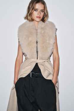 ZARA ЖИЛЕТ С ВОРОТНИКОМ ИЗ ИСКУССТВЕННОГО МЕХА — ZW COLLECTION, ЭКРЮ