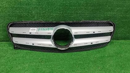 Решетка радиатора Mercedes GLA x156 (2013-2017)