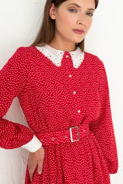Платье красное шифоновое в горошек