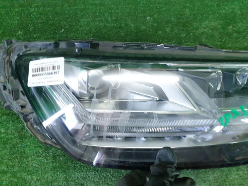 Фара правая Audi Q7 2 (2015-2019) LED