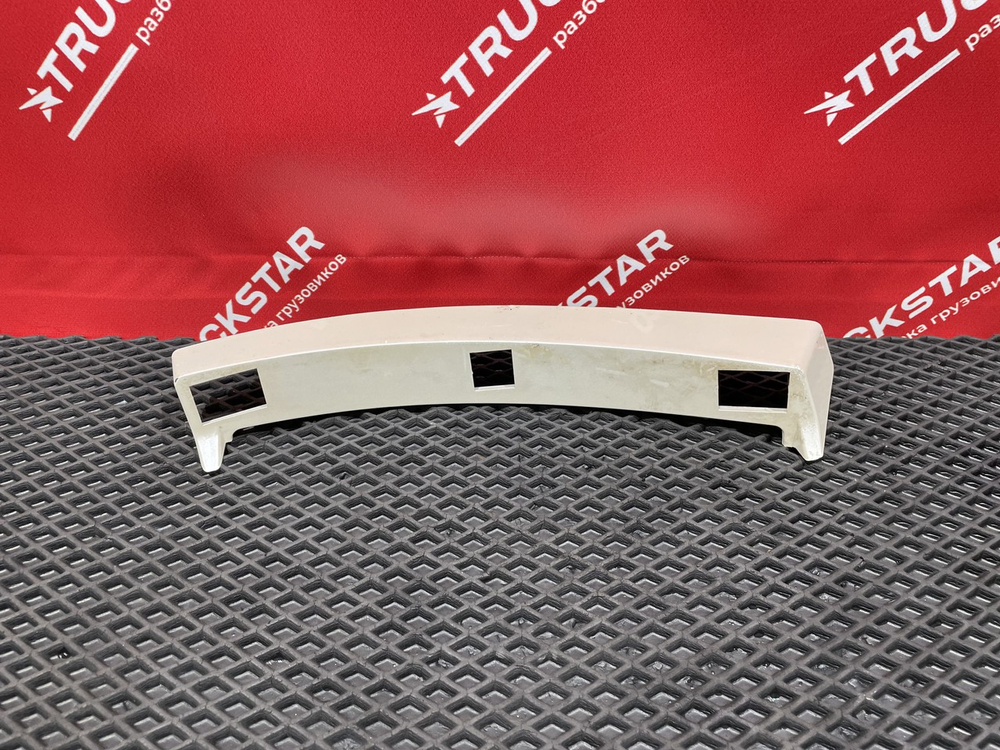 Накладка капота левая