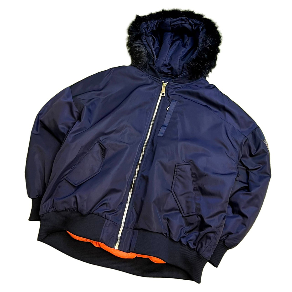 Пуховик Guess