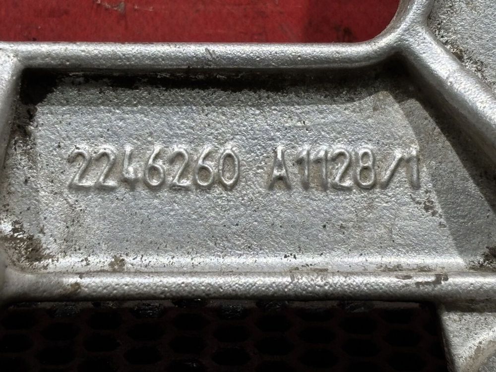 Кронштейн блока управления двигателем 2021г.