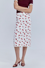 Юбка прямая из лёгкого денима с принтом Вишни