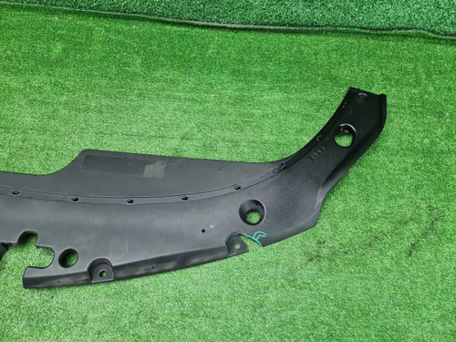 Кожух замка капота Cadillac SRX 2 (2009-2016)