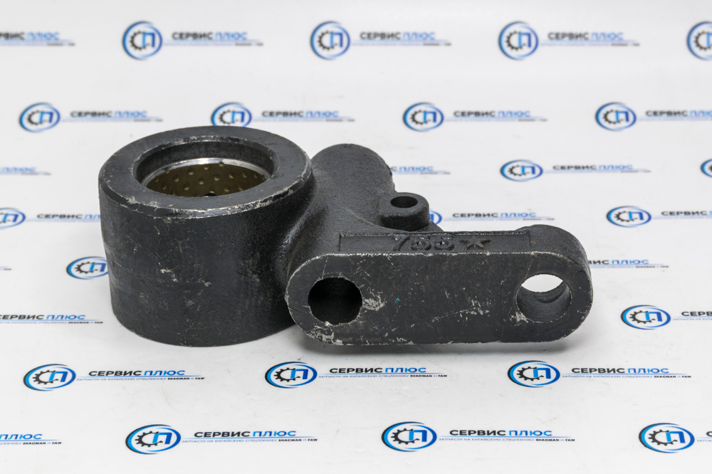 Кронштейн кулака разжимного DZ9112340146