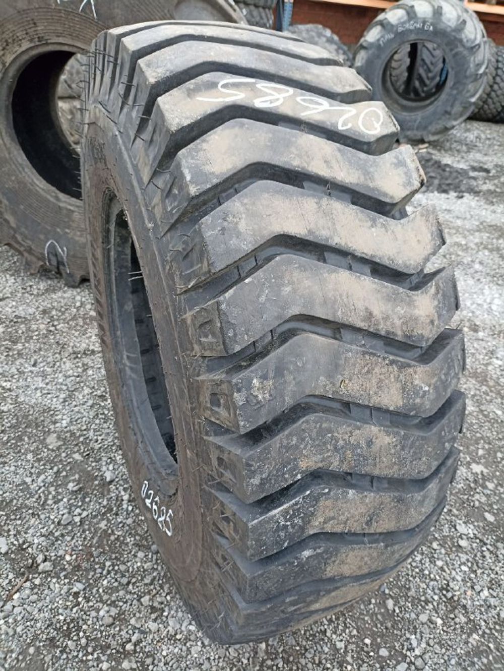 17.5-25 Nortec ER-205 шина б/у