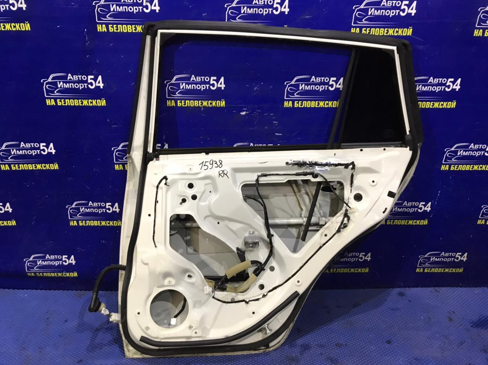 Дверь задняя правая SUBARU LEVORG 2014-2020