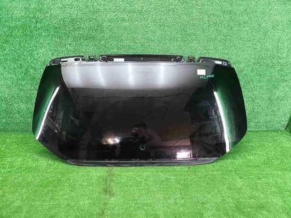 Стекло крышки багажника Mercedes V w447 (14-нв)