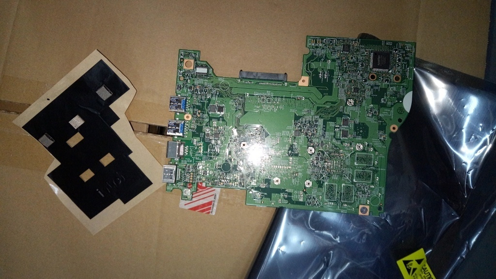 Материнская плата для ноутбука Lenovo YOGA 500 W8PI5-5200GM2G B (5B20H91123), оригинал