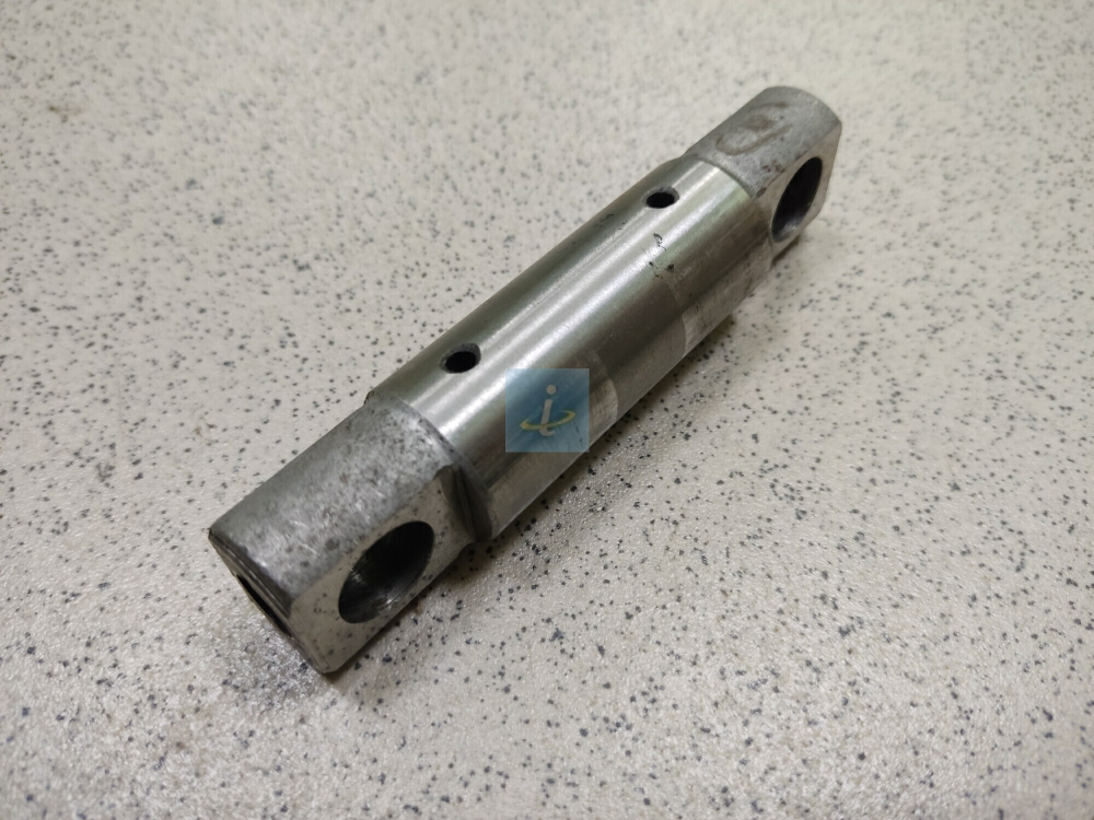 Ось коромысла выпускных клапанов 840.1007100