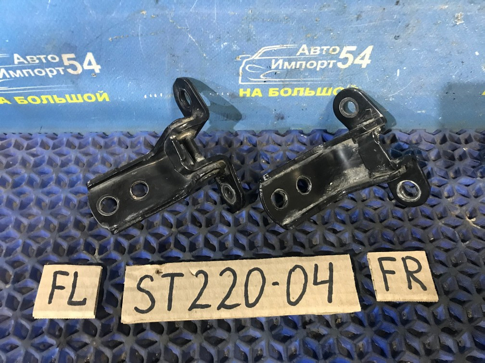 Петля двери передней правой TOYOTA AVENSIS 2001