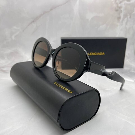 Солнцезащитные очки Balenciaga