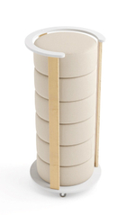 🛏️ Стойка для хранения с подушками — где книги и уют не конкурируют, а дружат 🤝📚