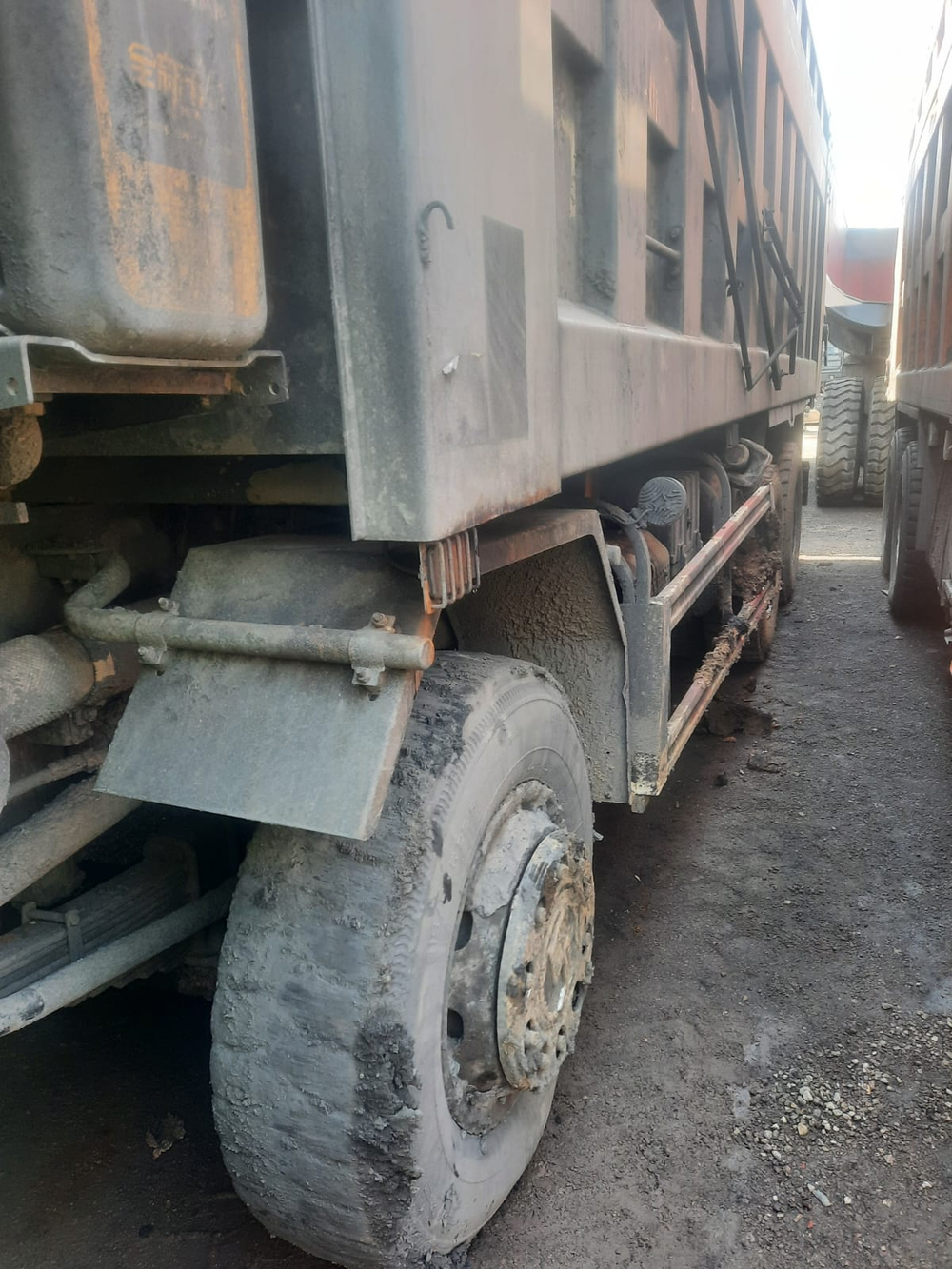 Shacman (Shaanxi) SX* 8x4 Самосвал SX331863366 (Дизельный, 12,5 л, 544 л.с., МТ)