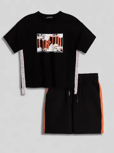 Спортивный костюм для мальчика с шортами школьный