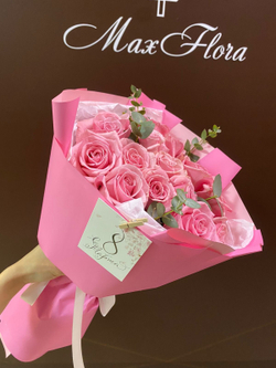 Букет 8 Марта М-12