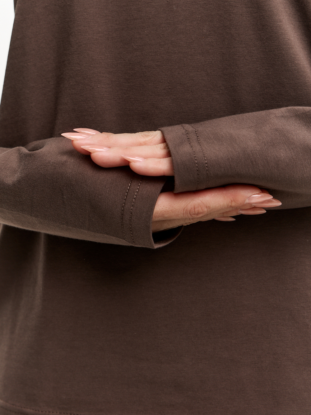 Лонгслив свободного кроя в цвете шоколад