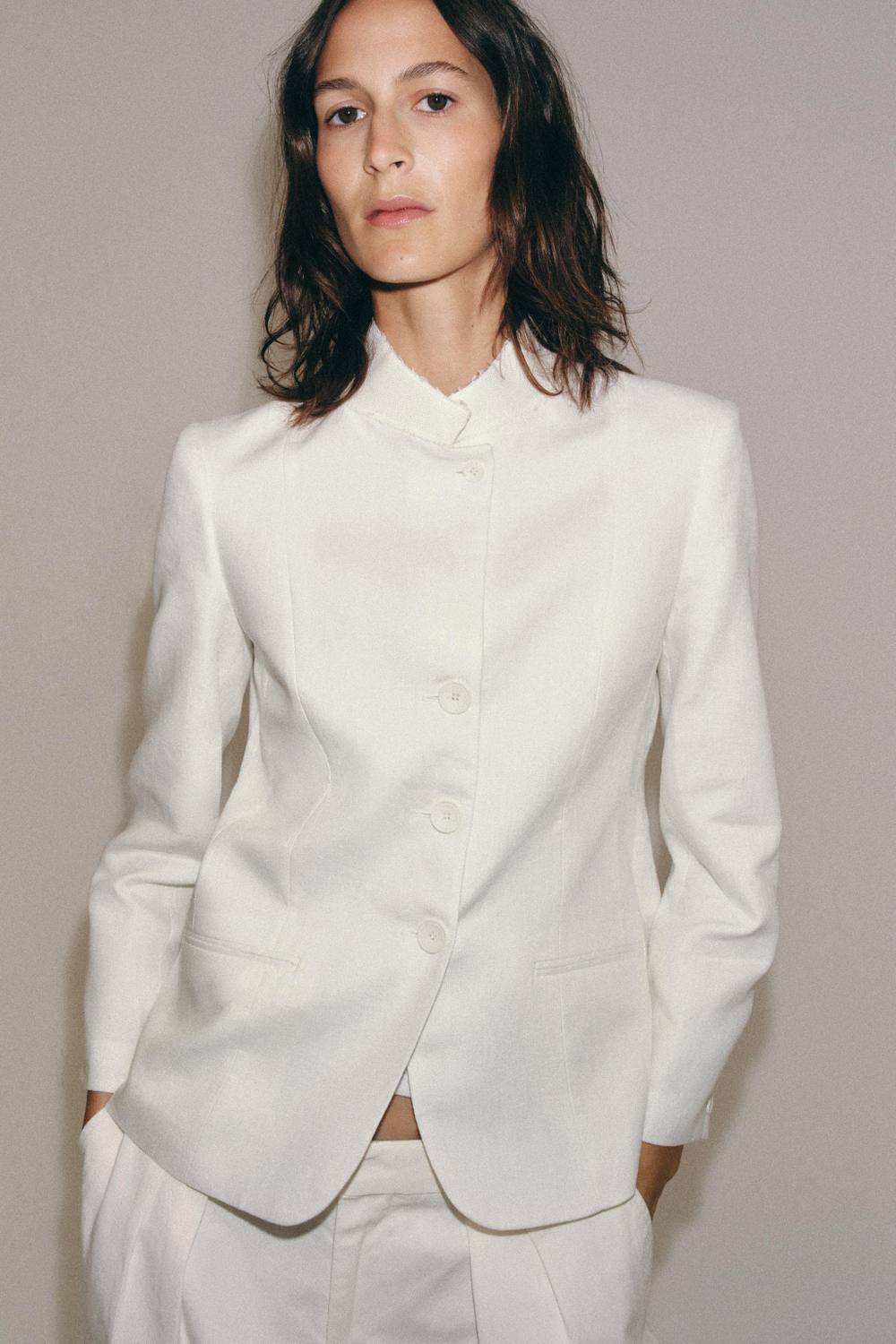 ZARA БЛЕЙЗЕР ИЗ 100% ЛЬНА — ZW COLLECTION, БЕЛЫЙ