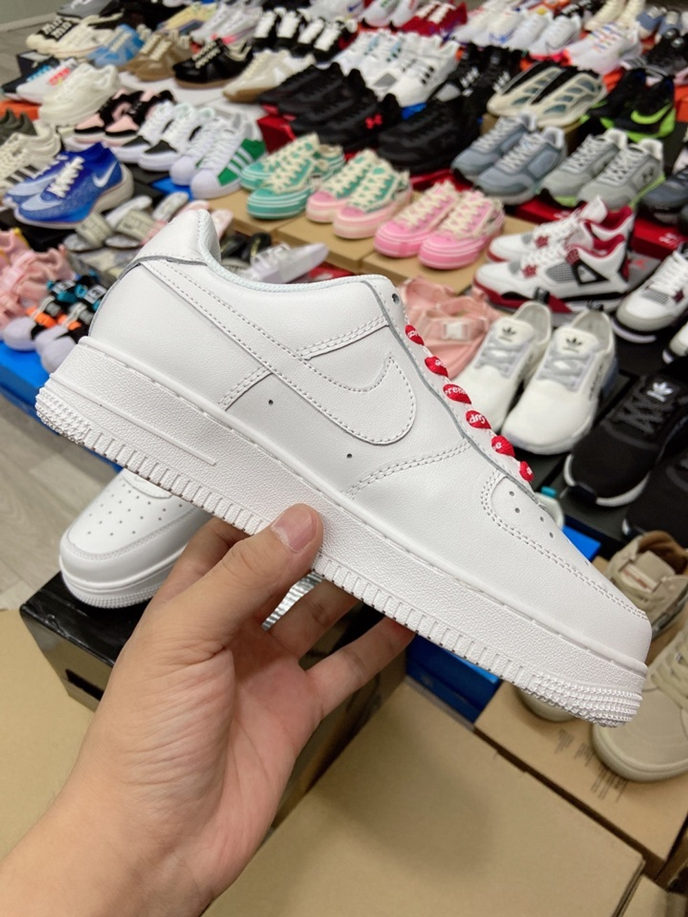 Nike Air Force 1 Low "Supreme White"