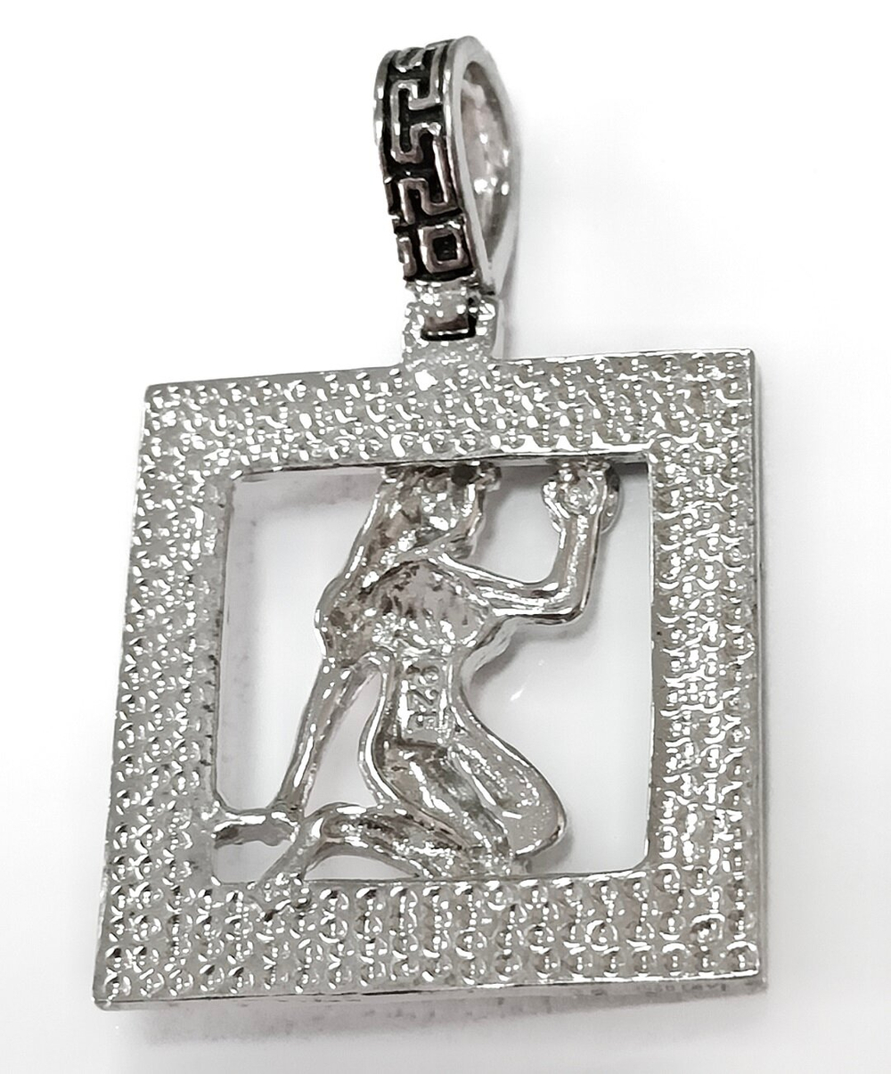 Ювелирная подвеска из серебра с чернением Дева