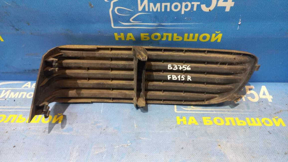 Заглушка бампера NISSAN SUNNY 2002-2004