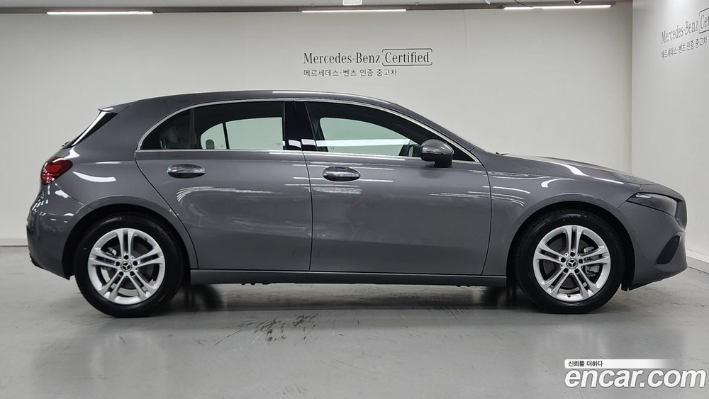 Mercedes-Benz A-Class W177 A220 Hatchback (02.2024)