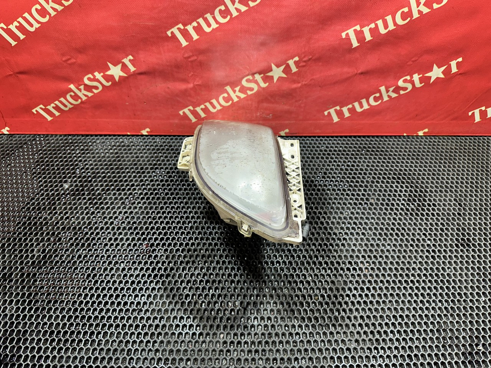 Фара противотуманная левая 2020г