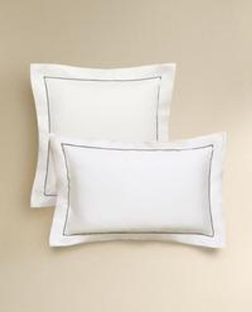 ZARA HOME АТЛАСНАЯ НАВОЛОЧКА С ВЫШИВКОЙ, ЗОЛОТОЙ