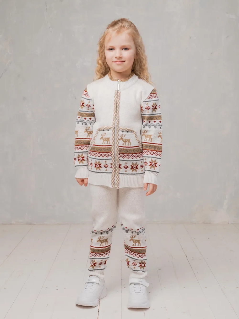 Кофта вязаная на молнии