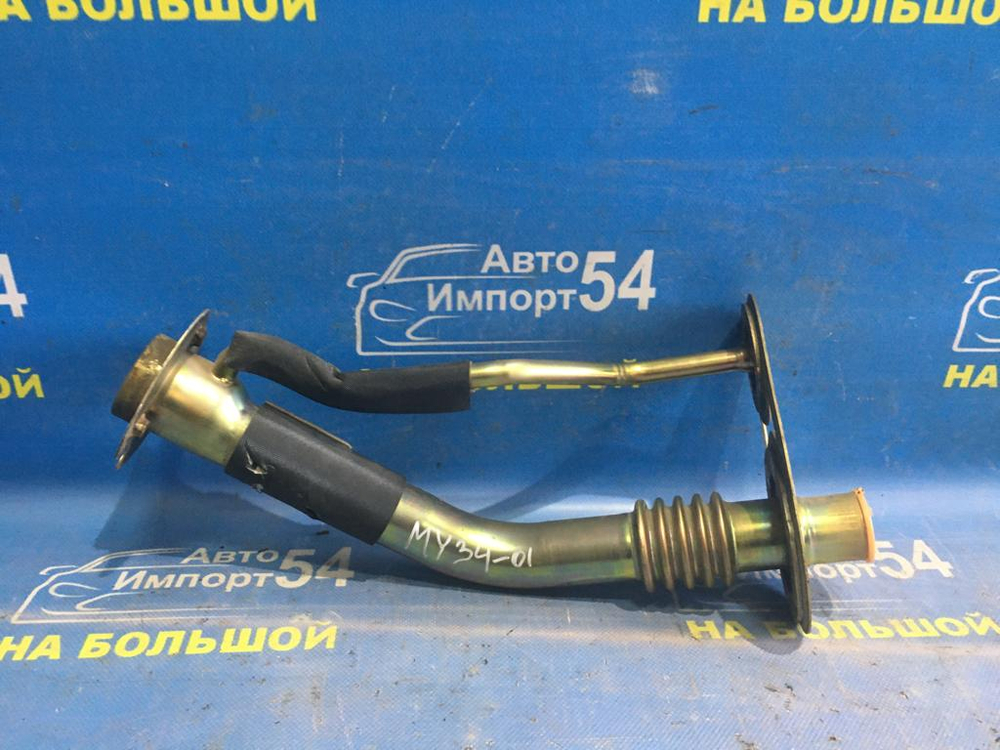 Горловина топливного бака NISSAN CEDRIC 2000