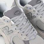 Кроссовки New Balance 2002R Grey Wmns