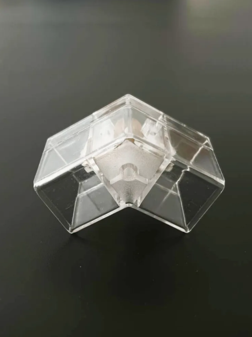 Коннектор V-образный (угол 120) соединитель для светодиодных модулей