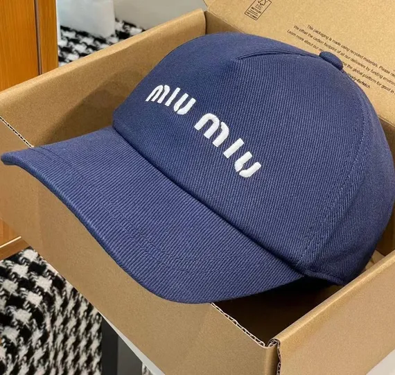 Бейсболка MIU MIU синий