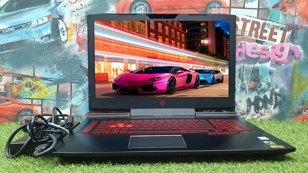 Игровой 17" HP i7-7/12 Gb/GTX 1050 4GB/FHD