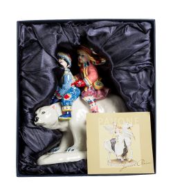 JP-52/ 3 Статуэтка «Дети и белый медведь» (Pavone)