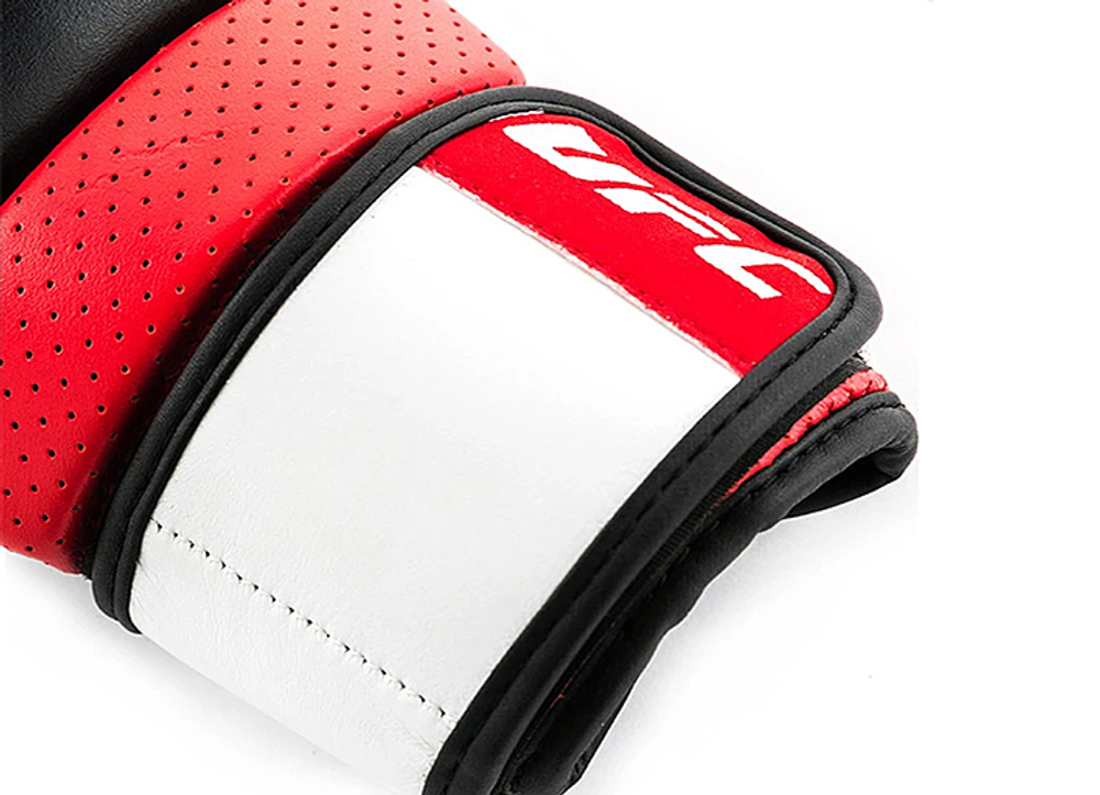 UFC PRO Перчатки для спарринга черные L/XL